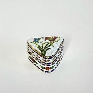 Vintage Hinged Gold Cloisonné Trinket Pill Box White Enamel Multi Flower Design